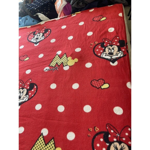 Disney Minnie Mouse Blanket  58 in x 66 in, Red Disney Fleece Bedroom - Picture 10 of 13